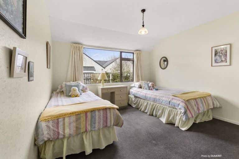 Photo of property in 8 Burma Road, Khandallah, Wellington, 6035