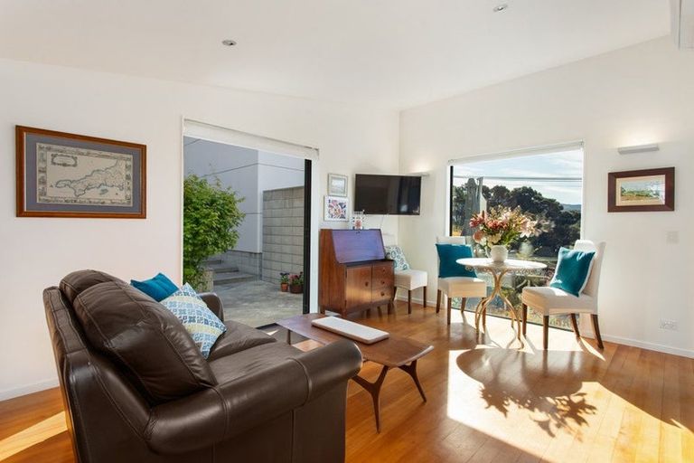 Photo of property in 19 Penlington Place, Akaroa, 7520