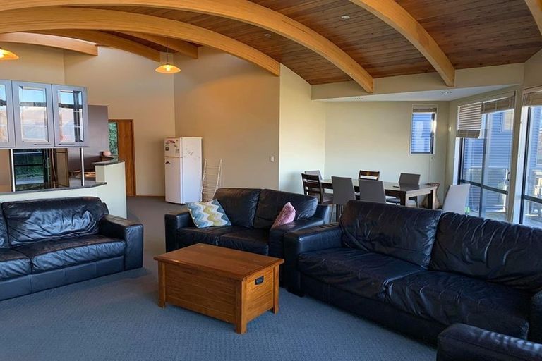 Photo of property in 1-3/1 Matakauri Place, Fernhill, Queenstown, 9300