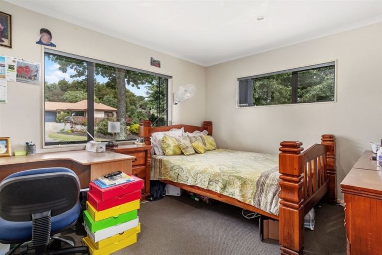 Photo of property in 86 Village Park Drive, Welcome Bay, Tauranga, 3112