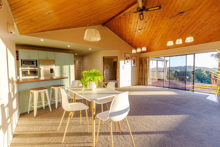 Photo of property in 70 Forest View Road, Te Kamo, Kamo, 0185