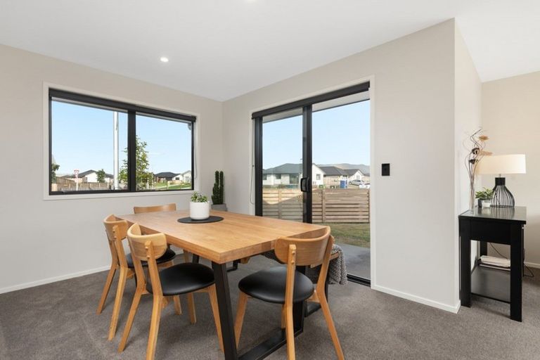 Photo of property in 2 Tamapahore Boulevard, Papamoa Beach, Papamoa, 3118