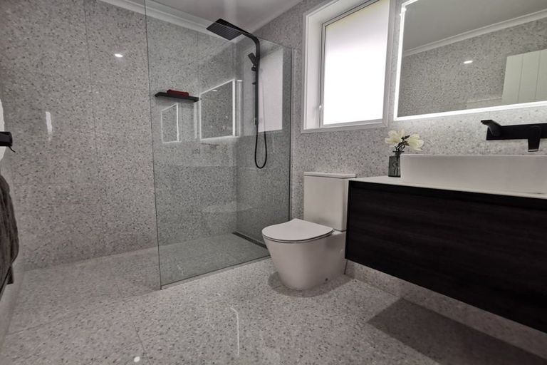 Photo of property in 12 Clendon Court, Pokeno, 2402