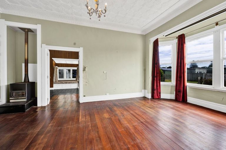 Photo of property in 14 Albany Street, Patea, 4520