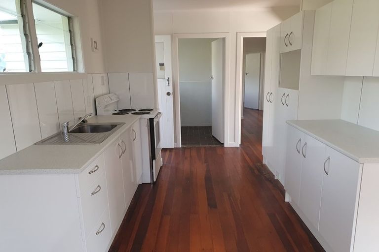 Photo of property in 129 Oteha Road, Fairview Heights, Auckland, 0632