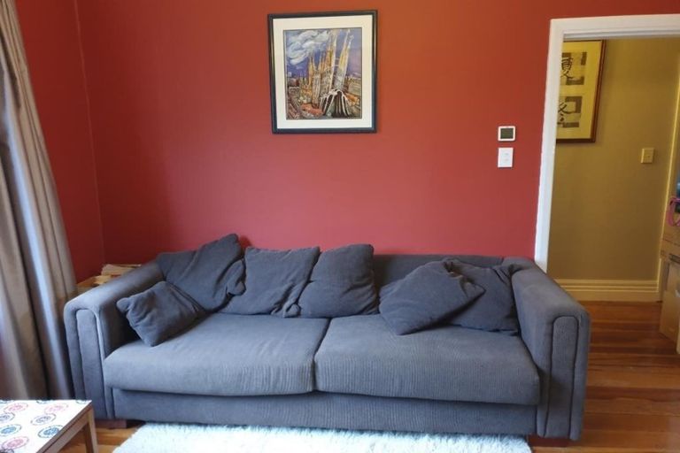 Photo of property in 25 Royal Street, Berhampore, Wellington, 6023