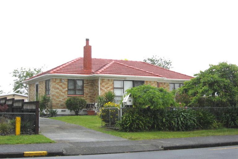 Photo of property in 42 Rosehill Drive, Rosehill, Papakura, 2113