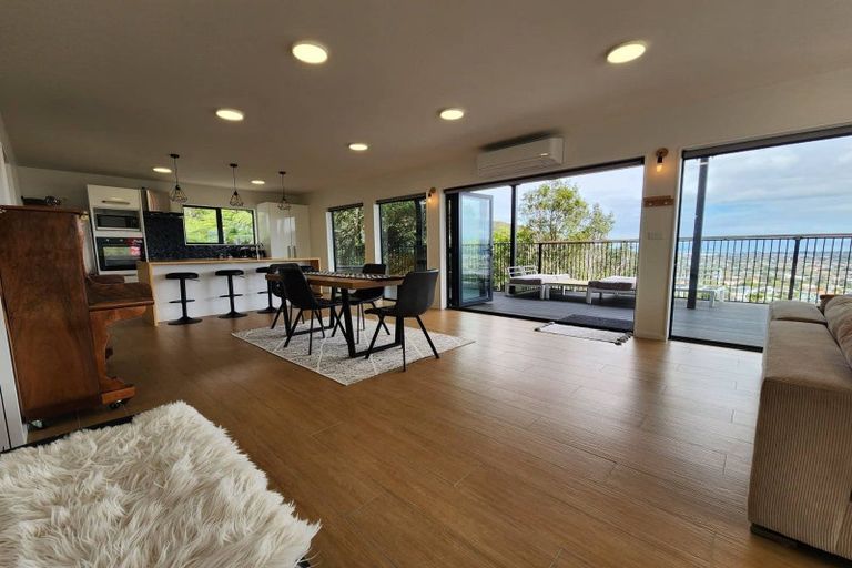 Photo of property in 32a Woodvale Grove, Fairfield, Lower Hutt, 5011