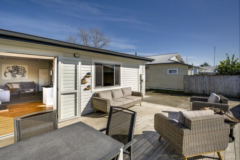 Photo of property in 422 Massey Street, Akina, Hastings, 4122