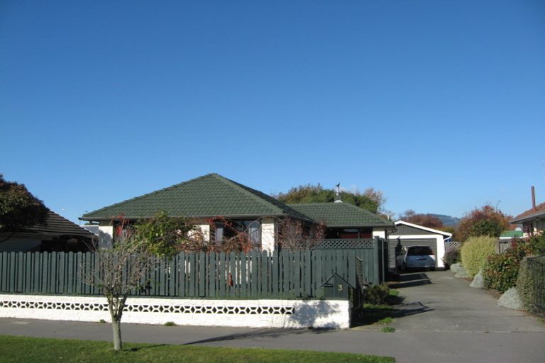 Photo of property in 3 Wolsey Place, Hillmorton, Christchurch, 8025