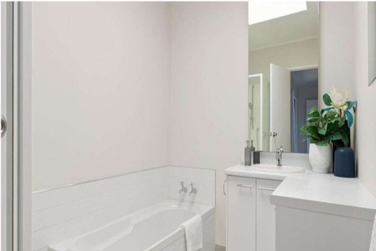 Photo of property in 1/35 Vivian Wilson Drive, Eastern Beach, Auckland, 2012