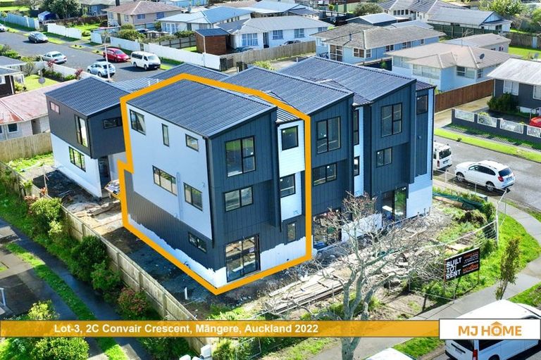 Photo of property in 2c Convair Crescent, Mangere, Auckland, 2022