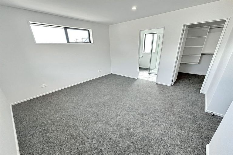 Photo of property in 10 Applegrove Crescent, Belfast, Christchurch, 8051