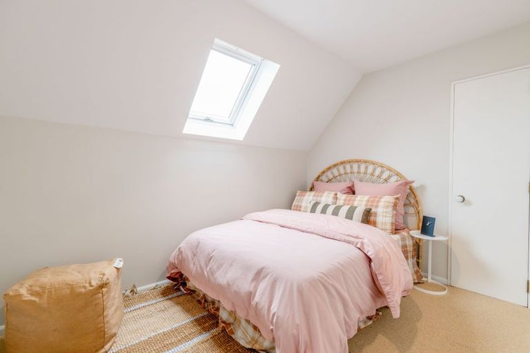 Photo of property in 21 Condell Avenue, Papanui, Christchurch, 8053