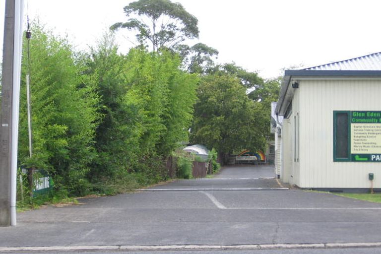 Photo of property in 101 Glendale Road, Glen Eden, Auckland, 0602