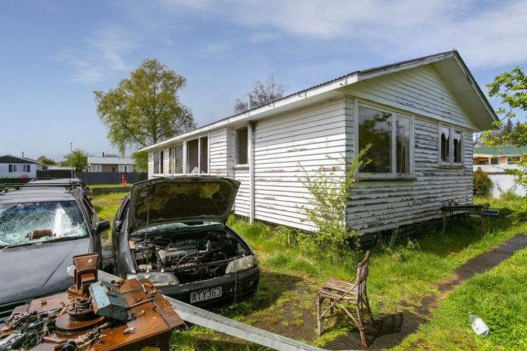 Photo of property in 75 Te Rangitautahanga Road, Turangi, 3334