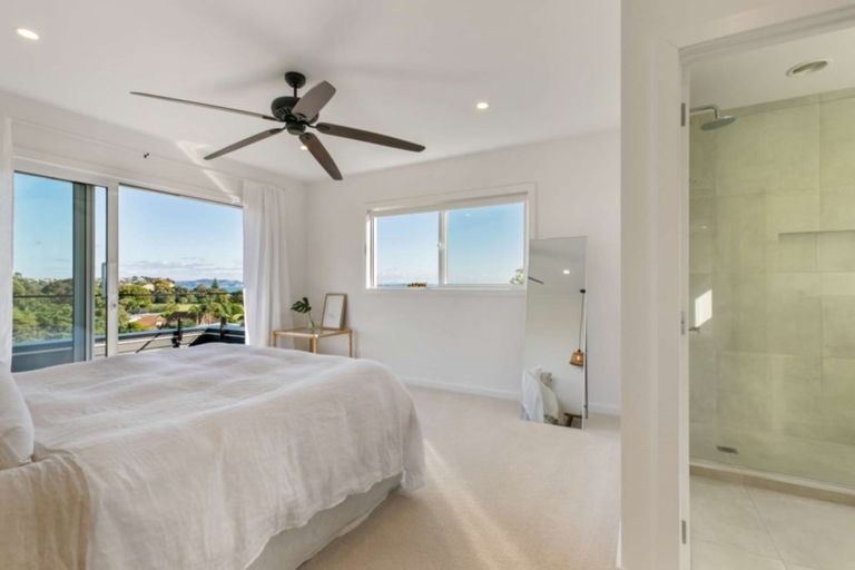 Photo of property in 34b Rawhiti Road, Manly, Whangaparaoa, 0930