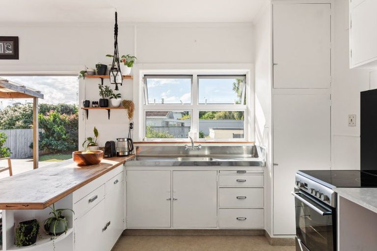 Photo of property in 581 Aberdeen Road, Te Hapara, Gisborne, 4010