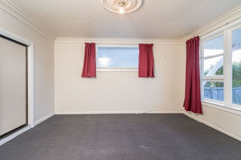 Photo of property in 68 Loyalty Street, Forbury, Dunedin, 9012