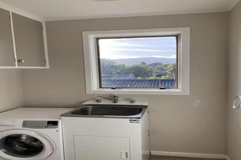 Photo of property in 37 Tui Road, Raumati Beach, Paraparaumu, 5032