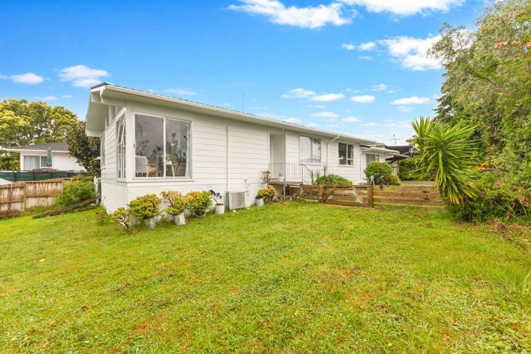 Photo of property in 1 Blanche Way, Half Moon Bay, Auckland, 2012
