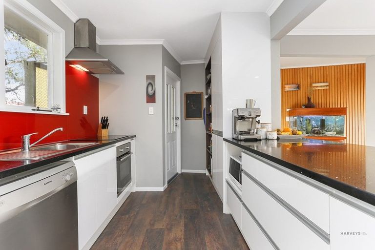 Photo of property in 115 Captain Scott Road, Glen Eden, Auckland, 0602