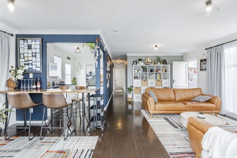 Photo of property in 31 Brightside Road, Stanmore Bay, Whangaparaoa, 0932