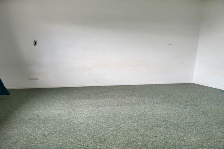 Photo of property in 3a Waterview Road West, Takanini, 2112