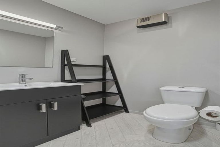 Photo of property in 43 Bradshaw Street, South Dunedin, Dunedin, 9012