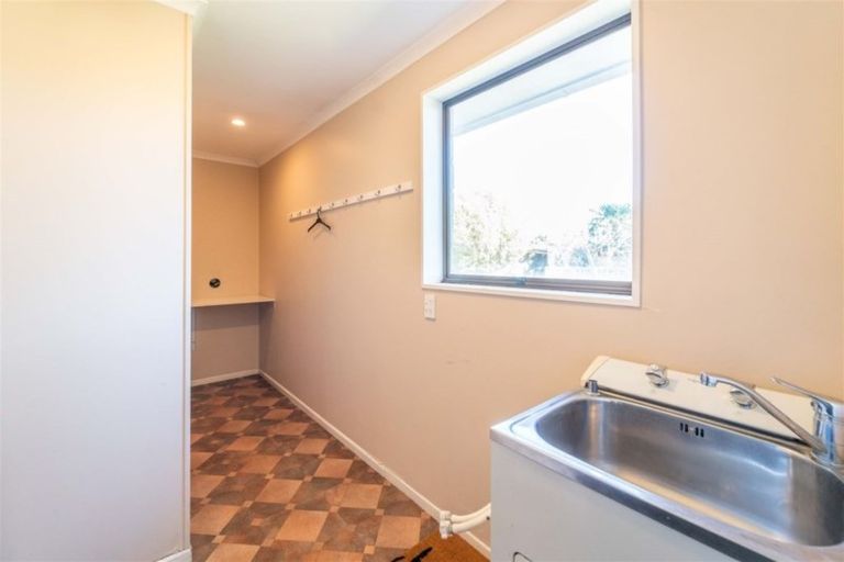 Photo of property in 76 Cheyenne Street, Sockburn, Christchurch, 8042