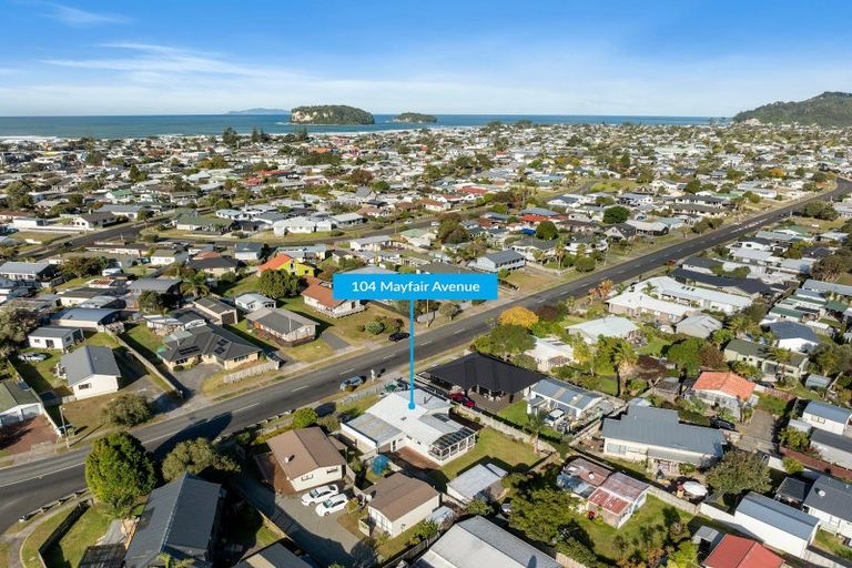 Photo of property in 104 Mayfair Avenue, Whangamata, 3620