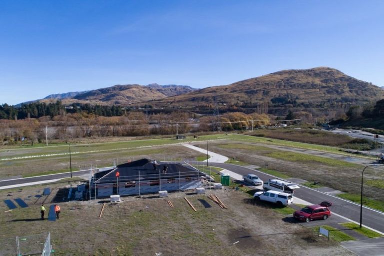 Photo of property in 8 Walton Way, Flaxmere, Hastings, 4120