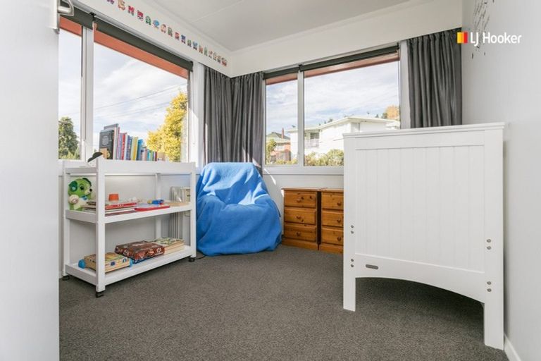 Photo of property in 9 Colquhoun Street, Glenross, Dunedin, 9011