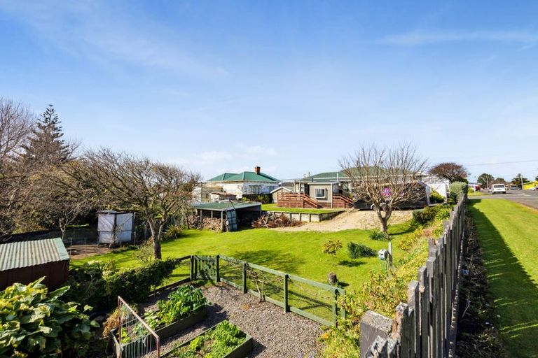 Photo of property in 30 Leicester Street, Patea, 4520