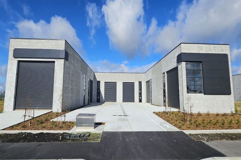 Photo of property in 29 Kairua Road, Kairua, Tauranga, 3175