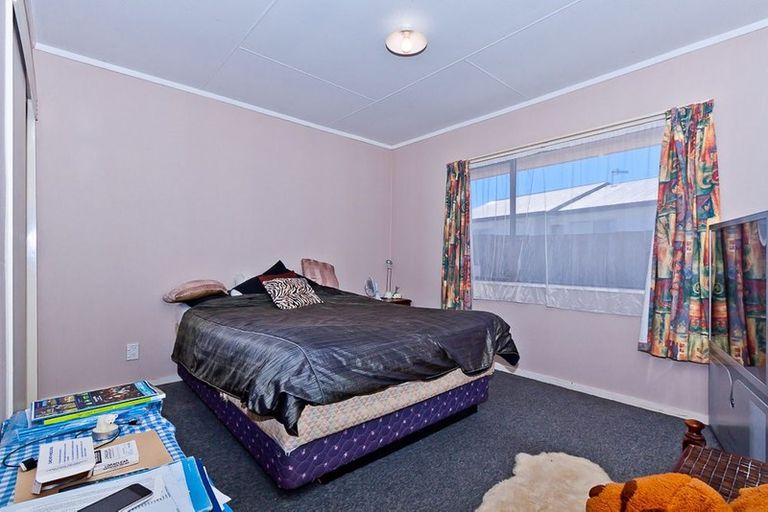 Photo of property in 33a Jupiter Street, Milson, Palmerston North, 4414