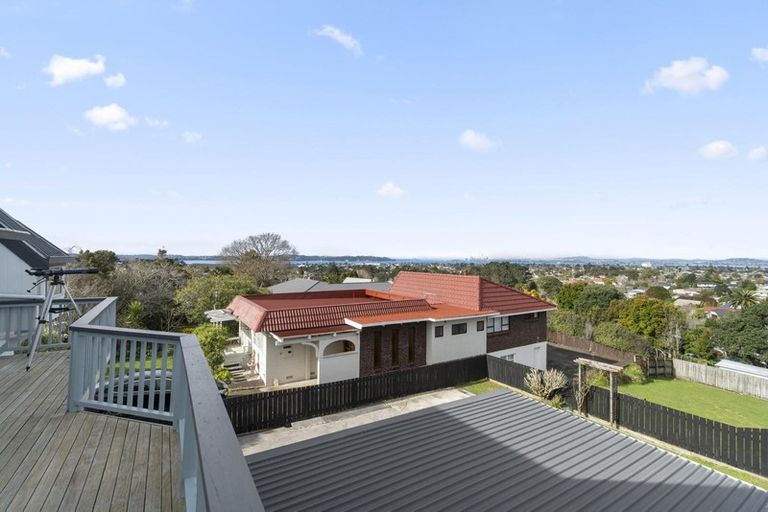 Photo of property in 243 Royal Road, Massey, Auckland, 0614