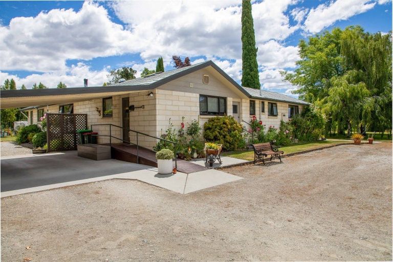 Photo of property in Greenacres B/b, 369 Clyde-alexandra Road, Alexandra, 9391