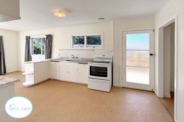 Photo of property in 54 Mckinstry Avenue, Mangere East, Auckland, 2024
