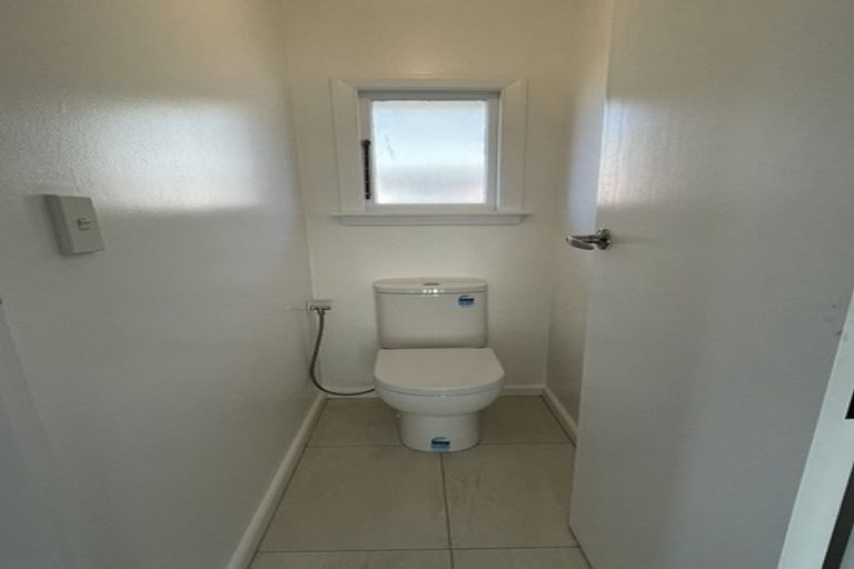 Photo of property in 1/27 Hills Road, Edgeware, Christchurch, 8013