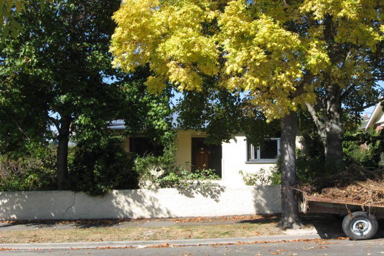 Photo of property in 12 Ashbury Avenue, Waimataitai, Timaru, 7910