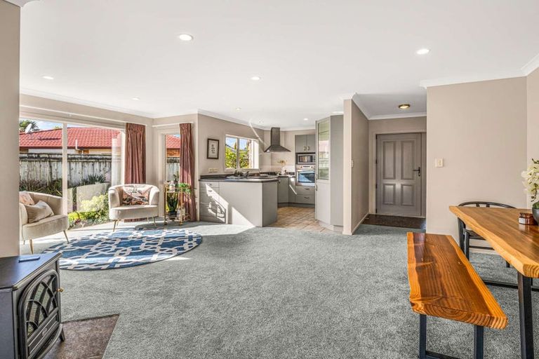 Photo of property in 18 Gilligan Close, College Estate, Whanganui, 4500