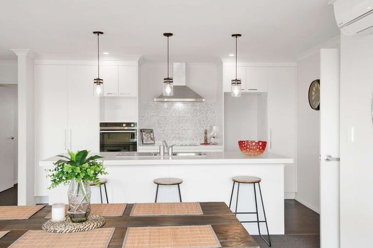 Photo of property in 11 Lusk Way, Patumahoe, Pukekohe, 2679