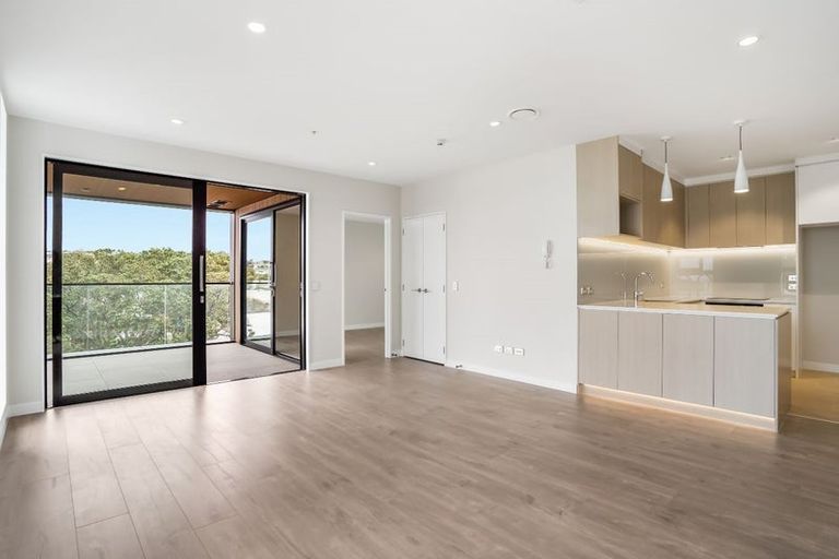 Photo of property in The Victor, 311/4 Bute Road, Browns Bay, Auckland, 0630