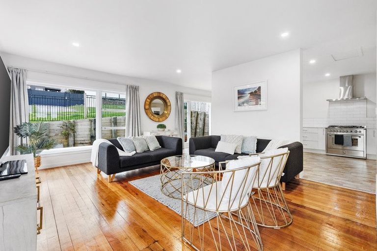 Photo of property in 36 Killarney Avenue, Torbay, Auckland, 0630