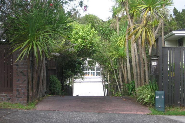 Photo of property in 36 Mappin Place, Chatswood, Auckland, 0626