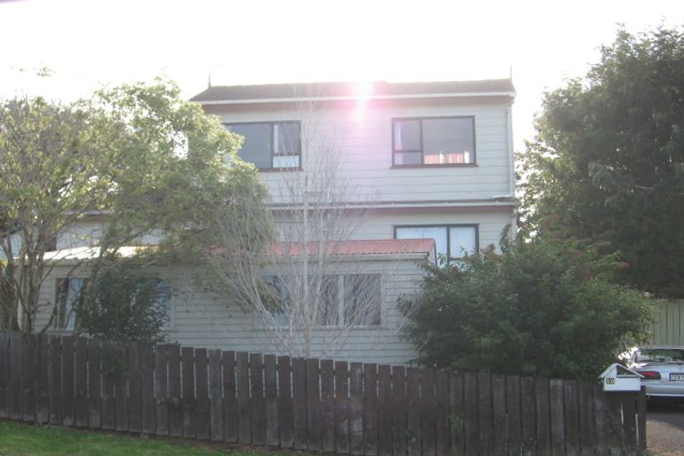 Photo of property in 10 Landow Place, Henderson, Auckland, 0612
