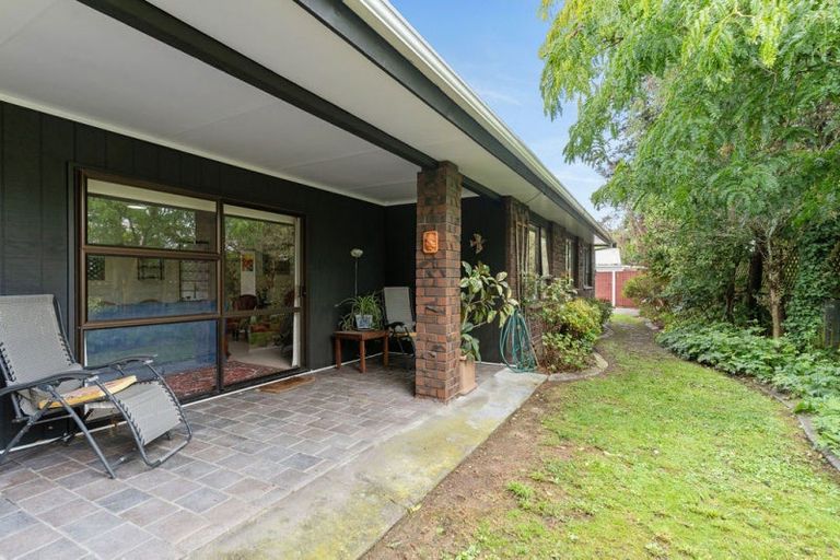 Photo of property in 74 Park Road, Carterton, 5713