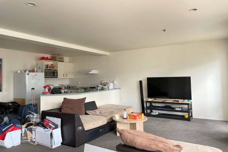 Photo of property in Courtenay Apartments, 602/120 Courtenay Place, Te Aro, Wellington, 6011