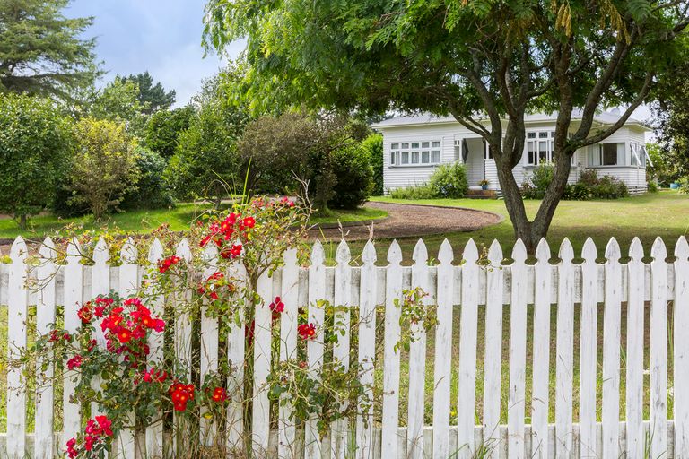 Photo of property in 65 Williams Road, Glenbrook, Waiuku, 2681